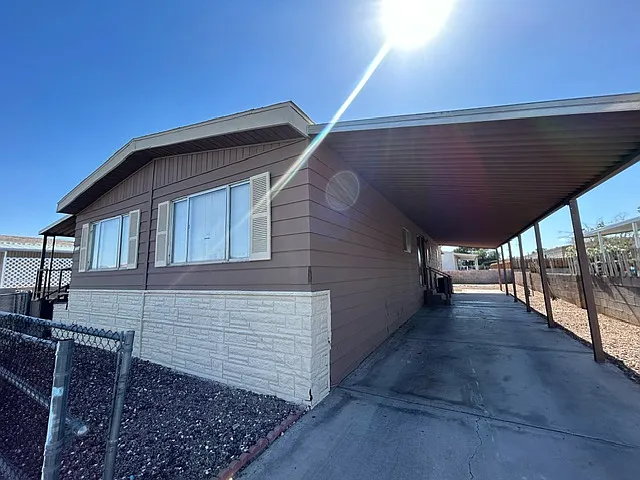 3 bed, 1731 sqft, $1,875 — Photo 2