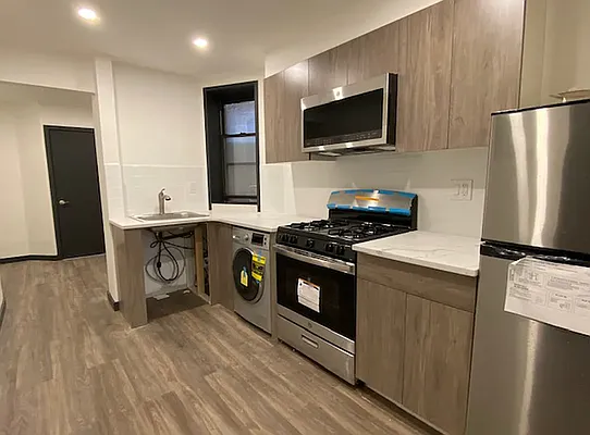 Rented by REAL New York | media 12