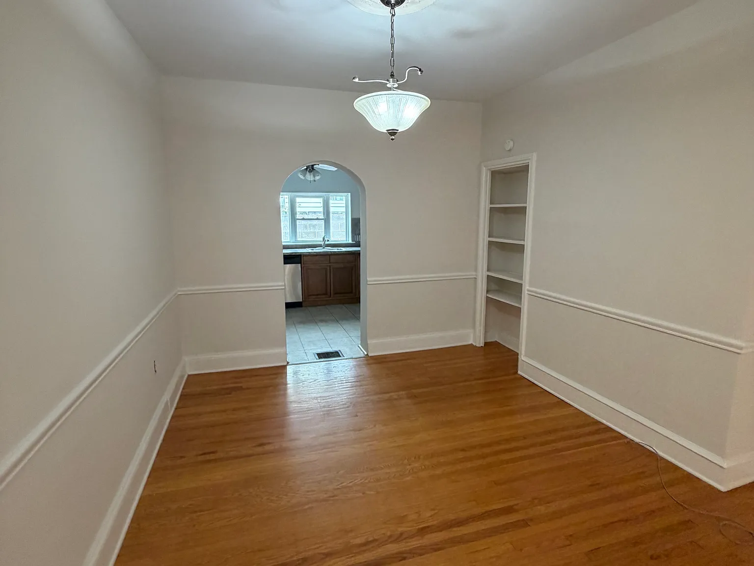 2 bed, 832 sqft, $2,000 — Photo 4