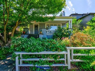 545 N 67th St, Seattle, WA 98103