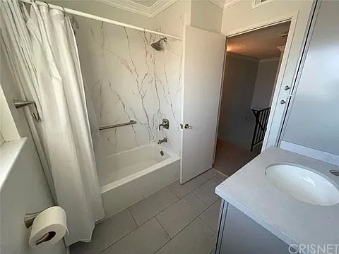 Upstairs bathroom