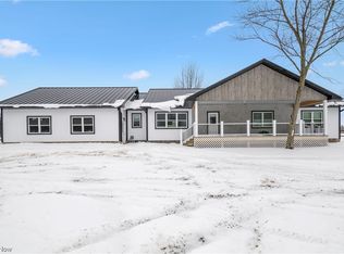 1295 Black Sea Rd, Jefferson, OH 44047