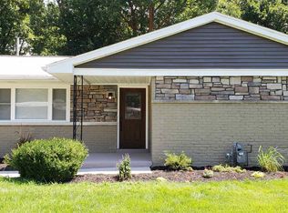 5688 Garden Valley Rd, Newburgh, IN 47630