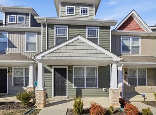 205 Woodland Valley Ln, Clarksville, TN 37040