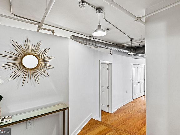 5th image of 112 N 2nd St #5H4