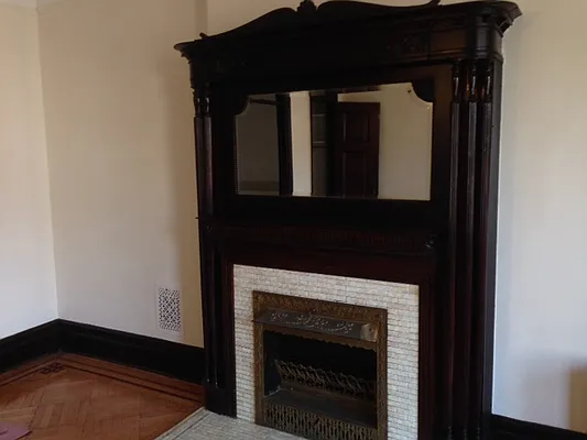 Rented by Flateau Realty | media 18