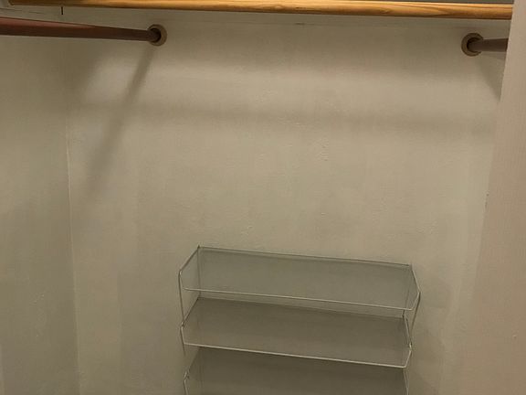 Walk in closet