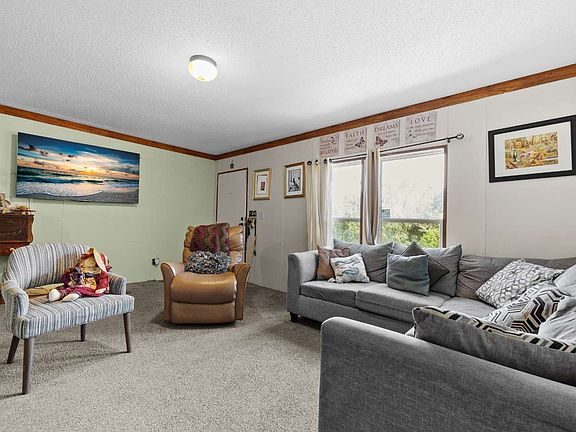 4th image of 1218 SW Bedenbaugh Ln