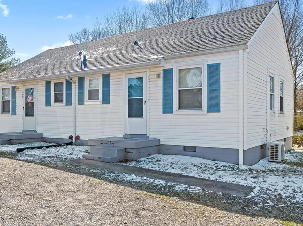 42 Maple St, Clarksville, TN 37042