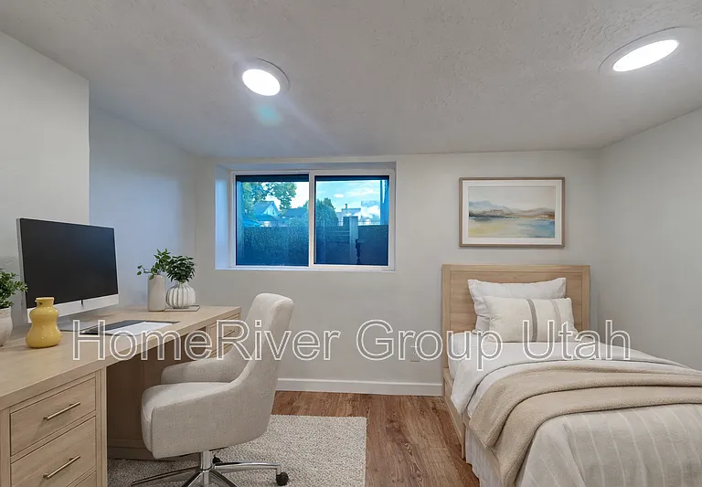 563 S Denver St #1 — Photo 11