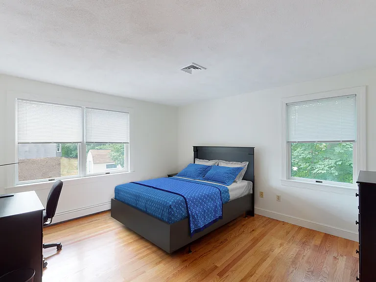 655 South St — Photo 6