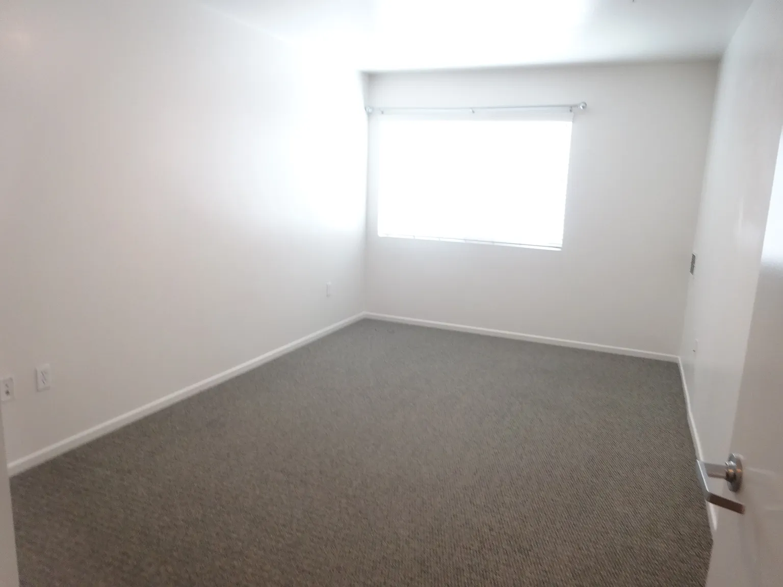 1 bed, 582 sqft, $1,995 — Photo 3