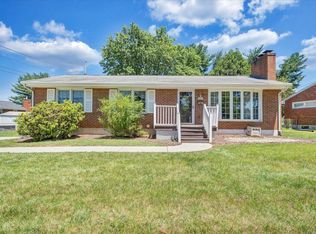 5811 Thornrose Rd, Roanoke, VA 24012