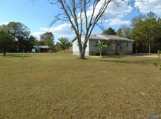 39 Gore Rd, Laceys Spring, AL 35754