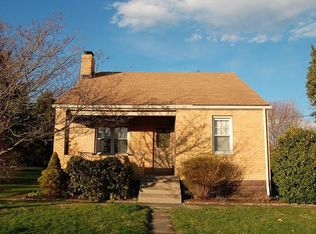 119 Berryhill Rd, Glenshaw, PA 15116