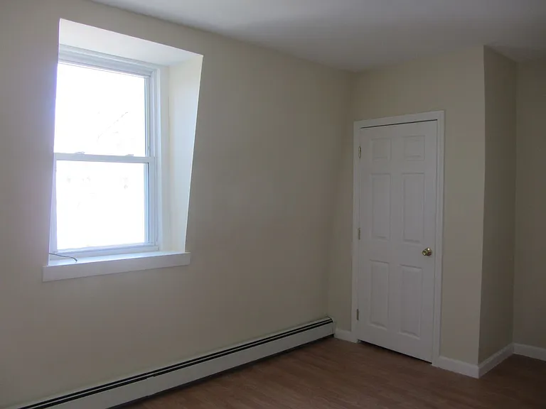 43-45 Storer St — Photo 6
