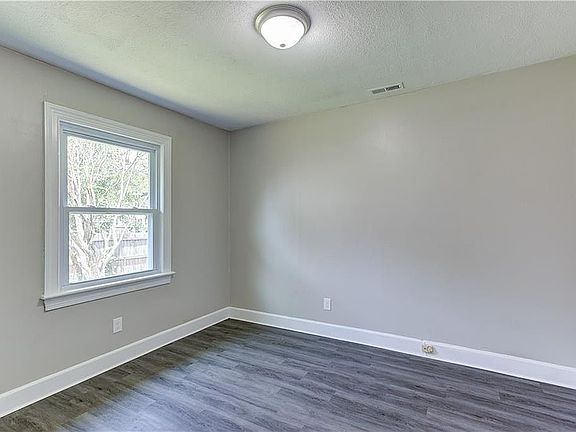 4th image of 4000 Dartmouth St