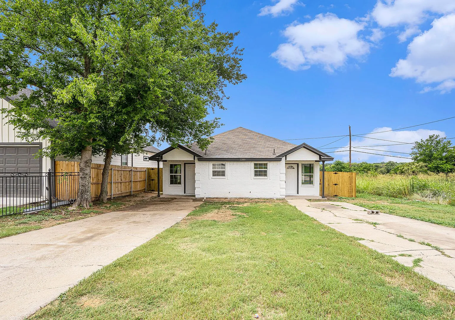 Updated 3/1 with Granite Counter Tops and Refrigerator Included! — Photo 1