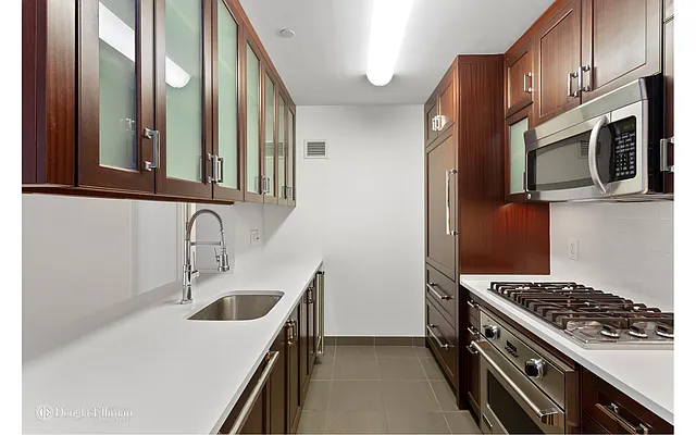 Sold by Douglas Elliman | media 17