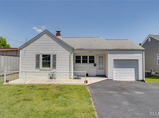 3407 Milton Dr, Alton, IL 62002