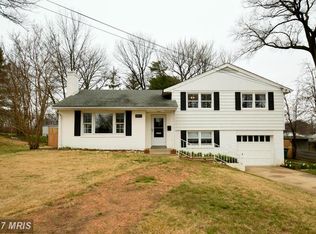 6802 Galax Ct, Springfield, VA 22151