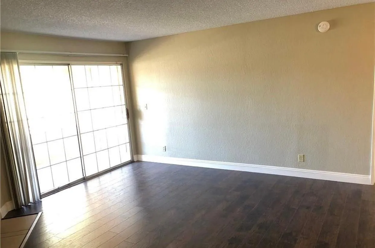 2200 S Fort Apache Rd — Photo 4