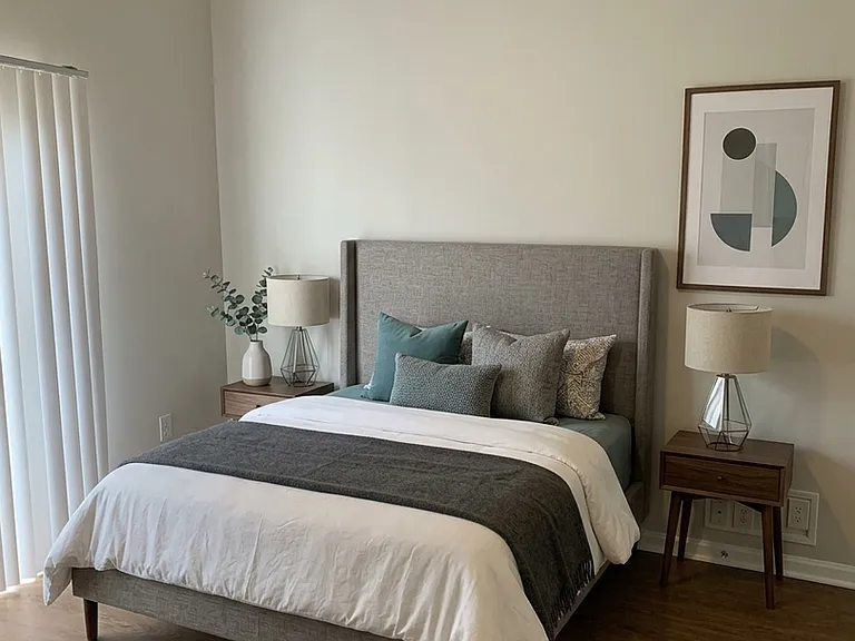 2745 Grinstead Dr #106 — Photo 18