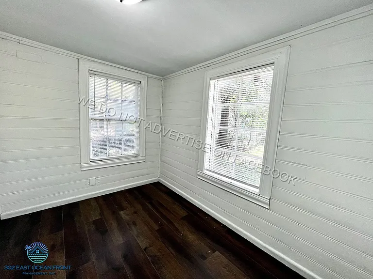 2811 Venus St — Photo 13
