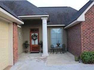 9090 Jason Dr, Denham Springs, LA 70726