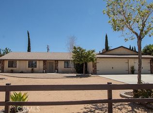 20515 Shawnee Rd NE, Apple Valley, CA 92308