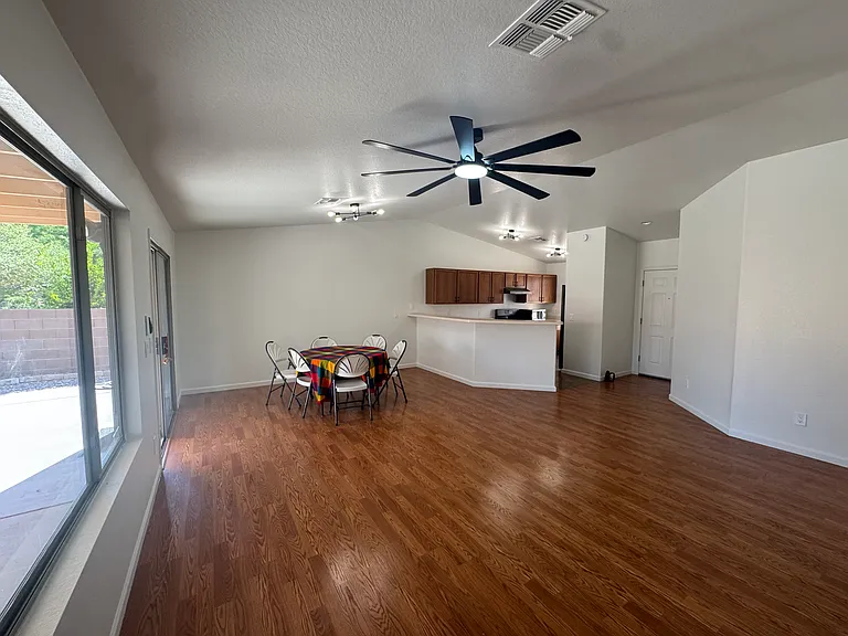 2542 W Brandy Crest Dr — Photo 11