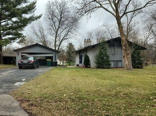 29765 Highmeadow Rd, Farmington Hills, MI 48334