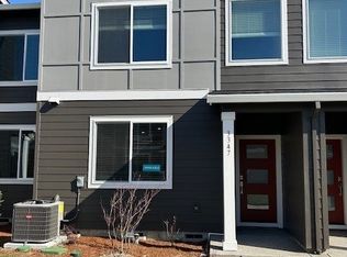 3347 SE Equinox Ln, Hillsboro, OR