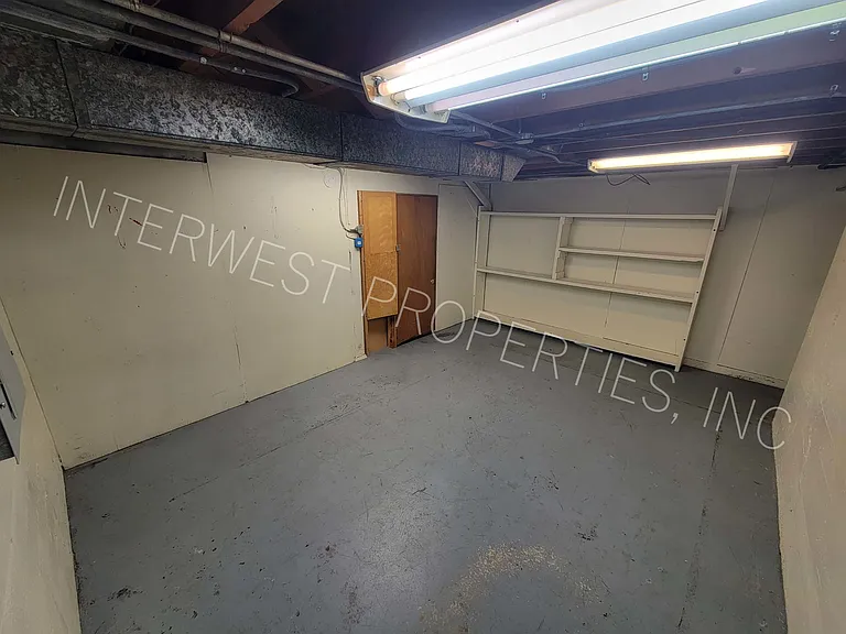 7924 SE Woodstock Blvd — Photo 17
