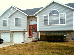 277 E Rodeo Dr, Springville, UT 84663