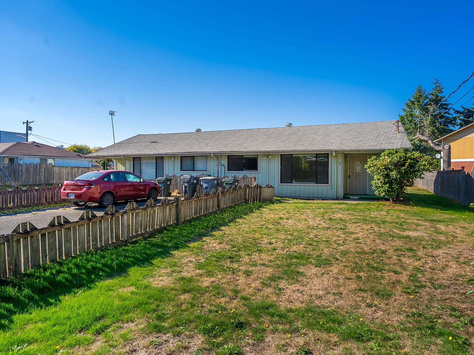 2 bed, 925 sqft, $1,599 — Photo 3