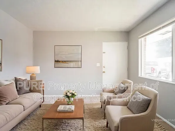 1049 SE Walnut St APT 7, Hillsboro, OR 97123