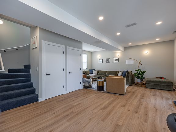5th image of 2412 W Belden Ave APT 2R