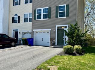 689 Jacobsen Cir, Newark, DE 19702