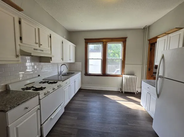 1414 Golden Valley Rd, 1414 Golden Valley Rd #1, Minneapolis, MN 55411