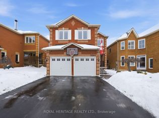 2201 Wildwood Cres, Pickering, ON L1X 2R6