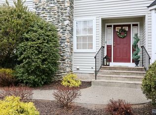 65 Hunter Rd N, Haledon, NJ 07508
