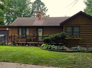 903 West St, Reinbeck, IA 50669