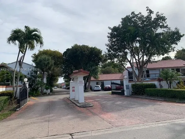 7415 SW 153rd Ct APT 106-7, Miami, FL 33193