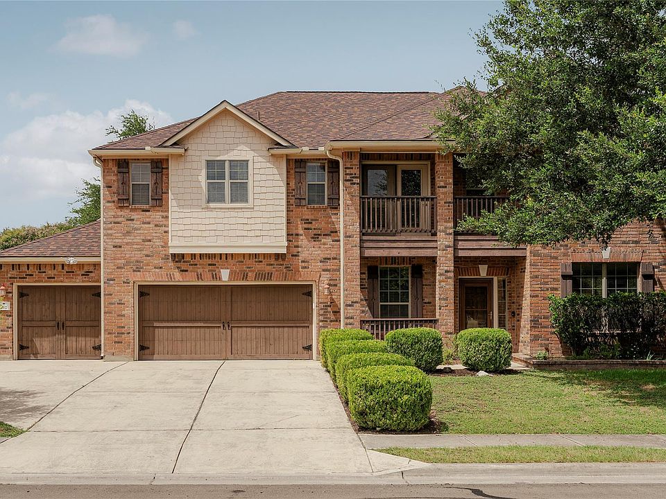 1st image of 212 Camperdown Elm Dr