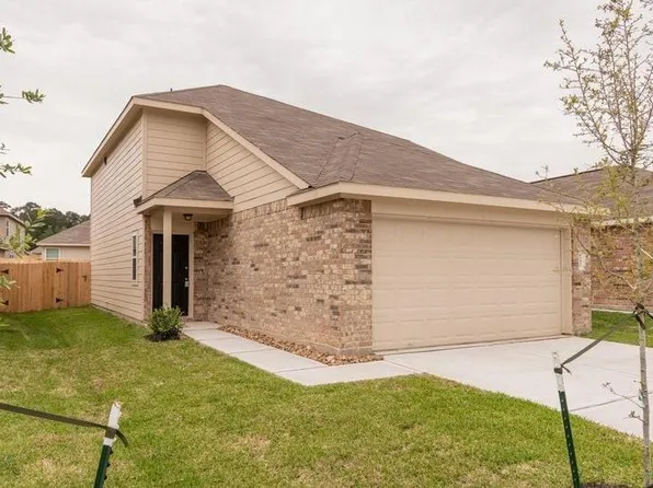 13827 Forest Springs Ln, Willis, TX 77378