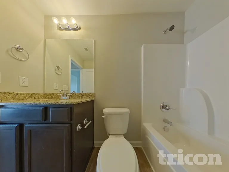 415 Finch Ln — Photo 14