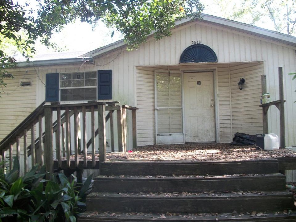 1st image of 2510 Silver Moss Cir