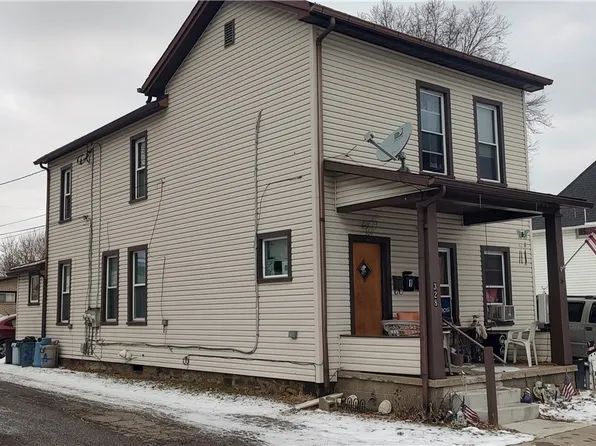 328 2nd St NW, New Philadelphia, OH 44663