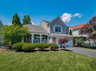 2203 Periwinkle Ln, Naperville, IL 60540